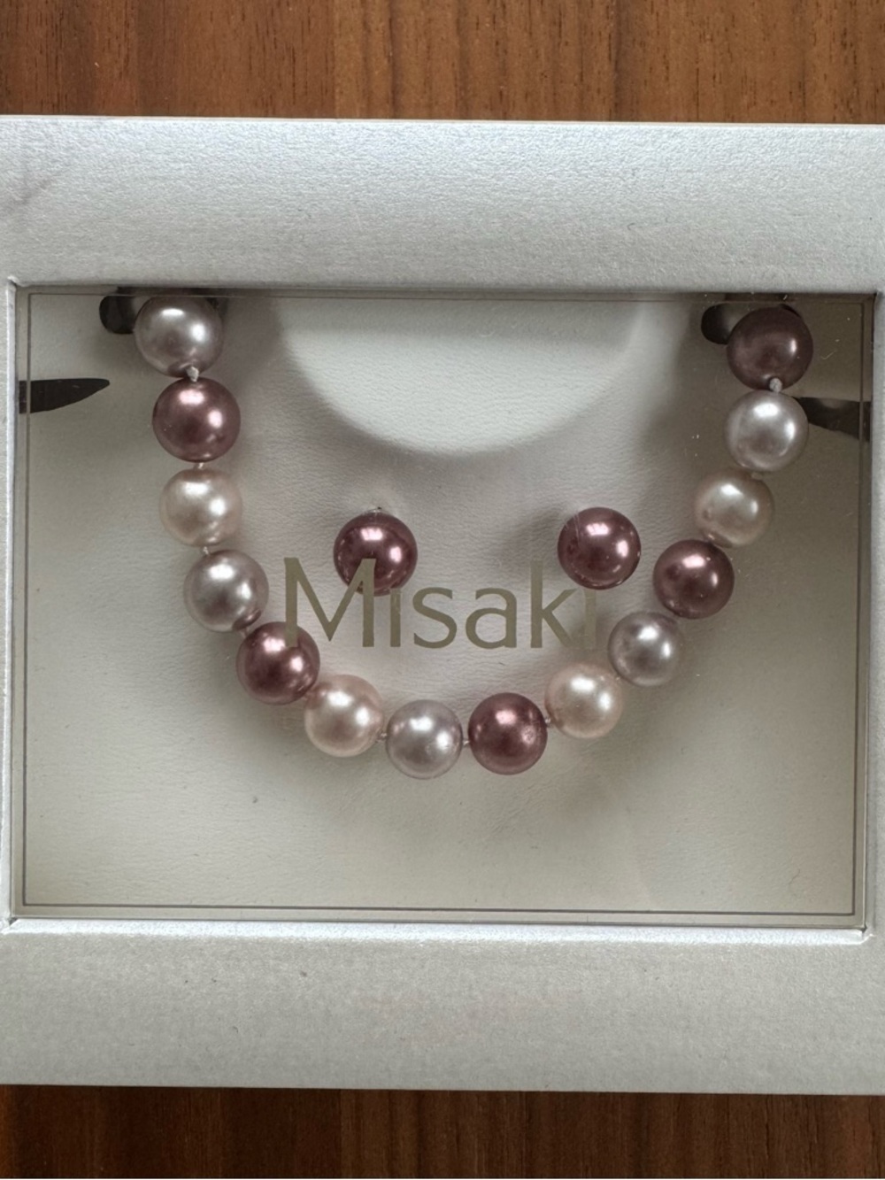 Misaki Pearl Necklace with Matching Stud Earrings - Picture 2 of 6